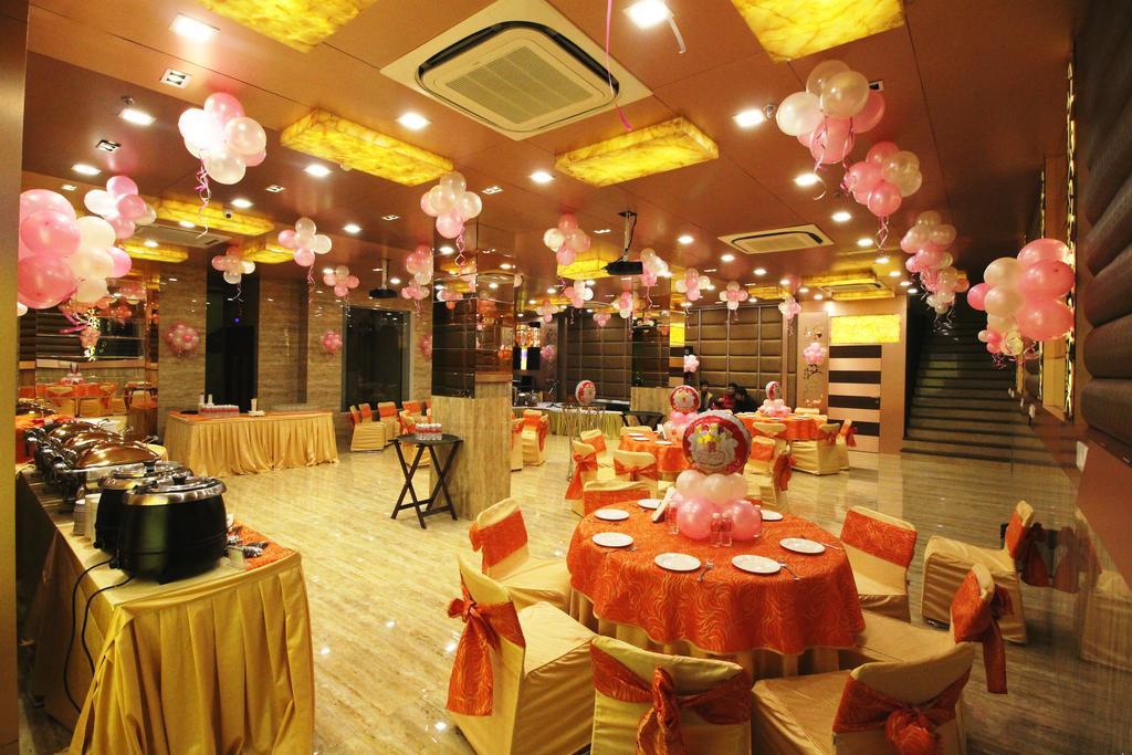 戈登大酒店 德里 外观 照片